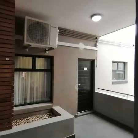 Urban Park Private Apartment Durban Buitenkant foto